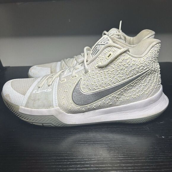 Nike Kyrie 3 White Chrome Silver Low Cut Mens Basketball 852395-103 Size 11.5 - Picture 8 of 15